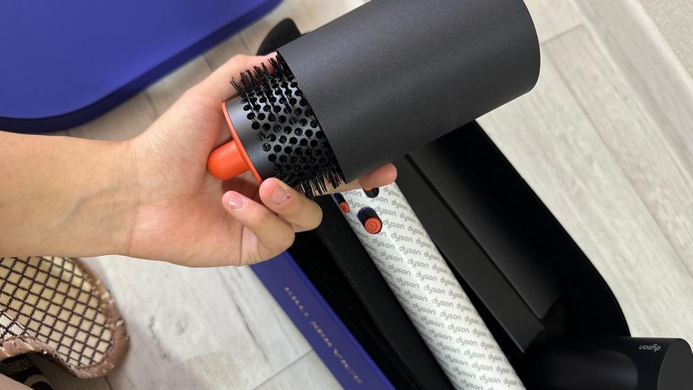 Dyson Airwrap i.d.™  код модель Hs08