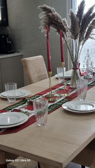 Центр Алматы 4 бөлмелі пәтер. Посуточно.