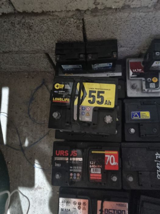 Vand acumulatori auto !