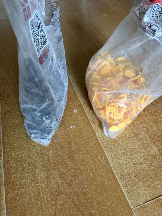 Продам евро      крестики