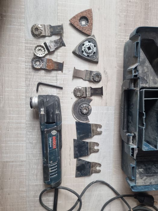 Мултишлайф BOSCH GOP 30-28