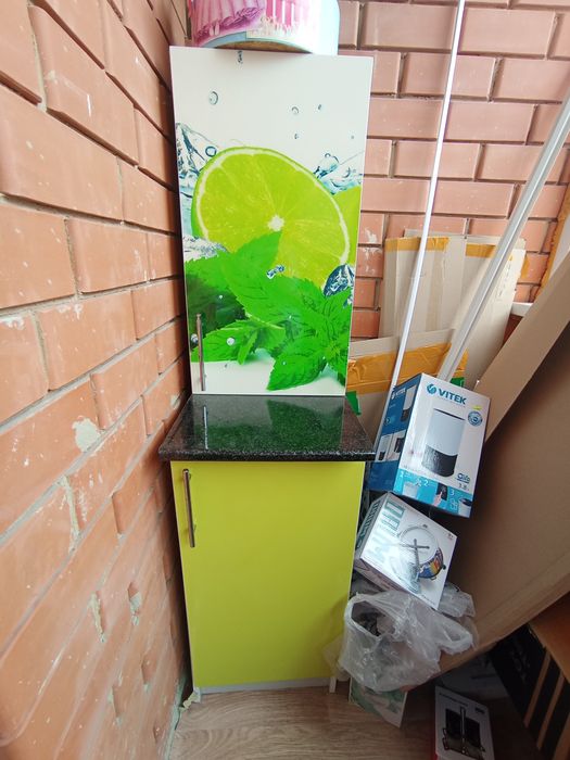 Продам кухонный  шкаф