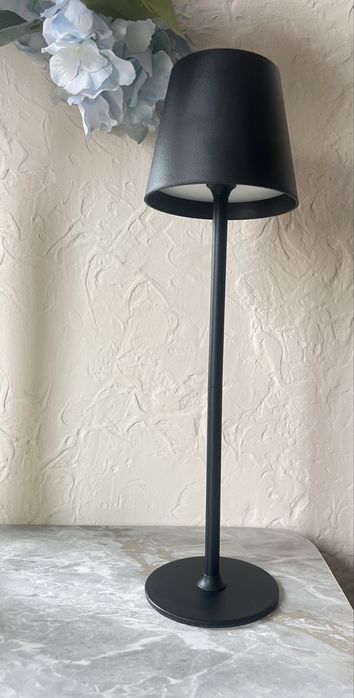 Настольная лампа сенсорная