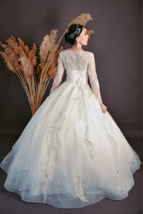 Новое свадебное платье