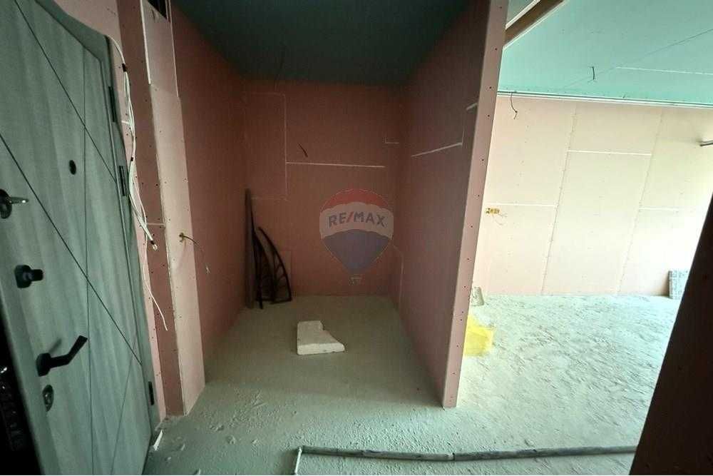 Продава се Двустаен апартамент в Варна, Владислав Варненчик - 78 кв.м за 883 €/кв.м - Снимка #13