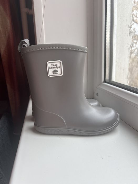 Сапоги резиновые (новые)