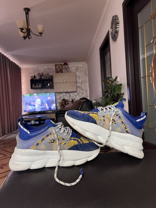 Vand Versace Chain Reaction