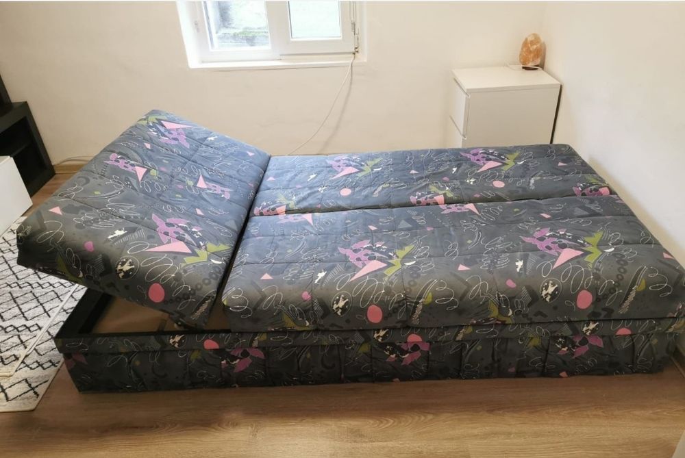 Vând pat cu lădiță depozitare