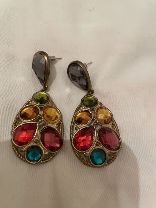 Продам серьги бижутерия