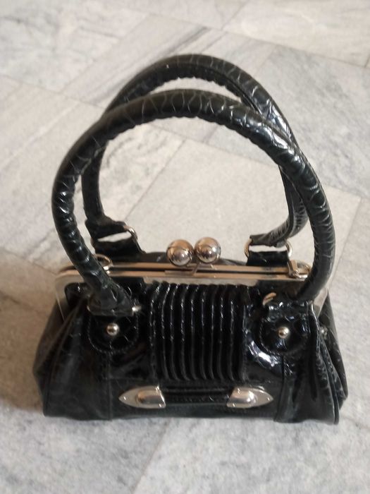 «Недорого» Сумка большая и маленькая.Цена 30 тыс 1шт