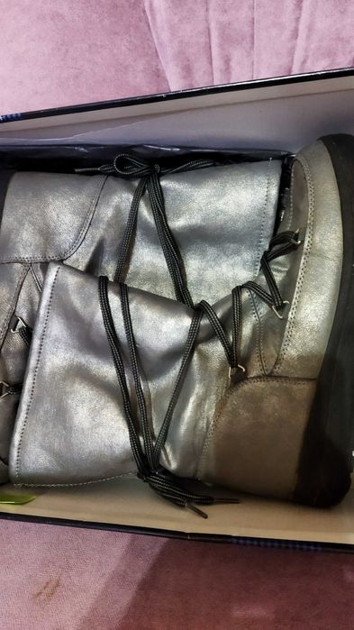 Продам зимние сапоги