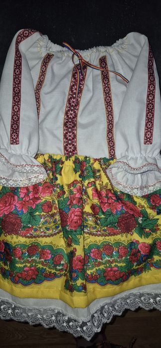 Costum popular fete 3-4 ani