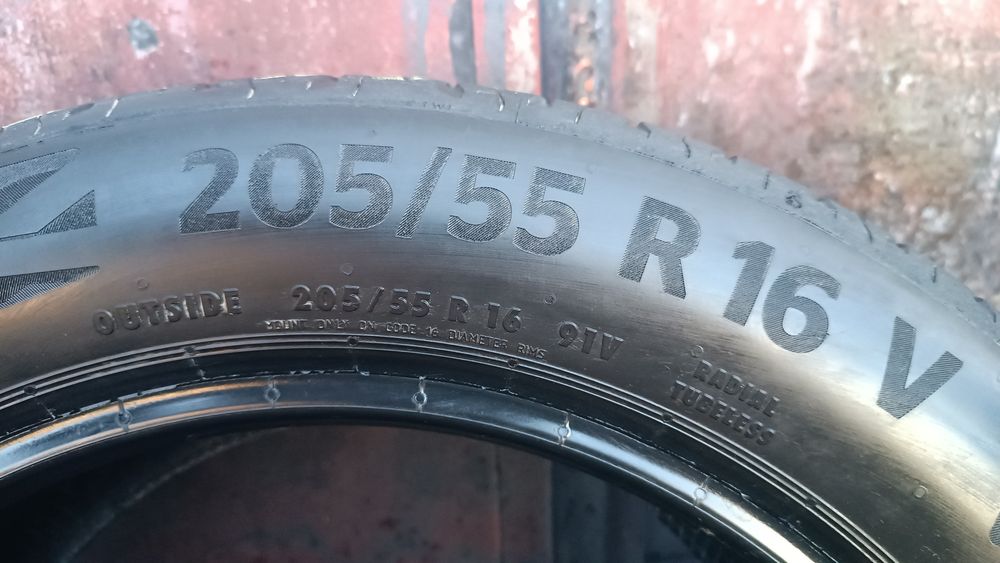 205/55/16 Continental