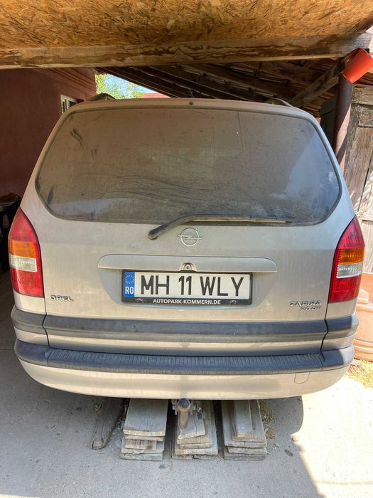 Vand Opel Zafira 2.0 DTI pentru piese