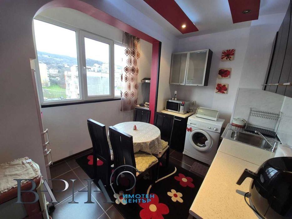 НОВО ПРЕДЛОЖЕНИЕ! Двустаен (три стаи) апартамент - кв. Възраждане!