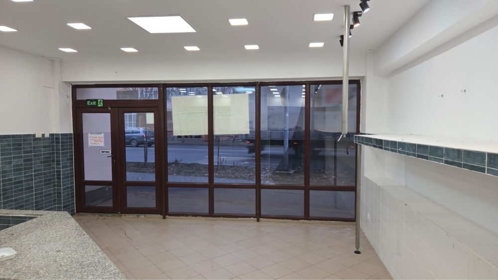Inchiriez spatiu comercial Str. Republcii Nr.54, 100mp.