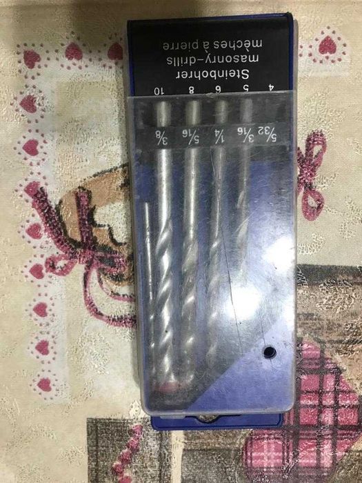 Дверные навесы, саморезы, валик