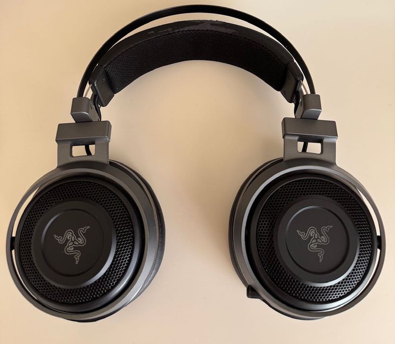 Слушалки Razer Nari Ultimate