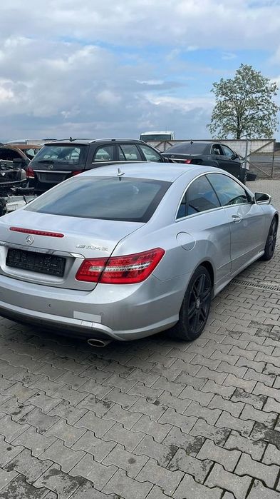 Dezmembram Mercedes-Benz E Class Coupe 3.0 CDI an fabr. 2011