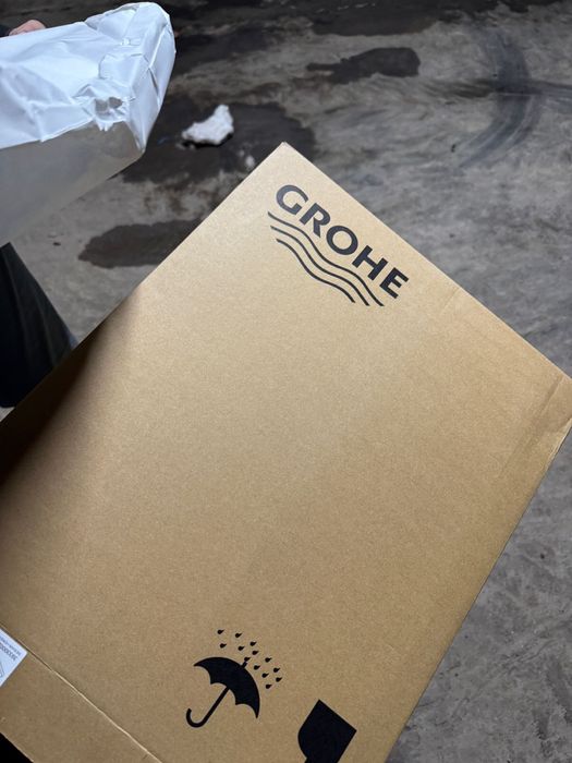 продам инсталляцию грое и унитаз