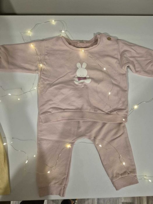 Бебешки комплект Benetton - 6-9 м.