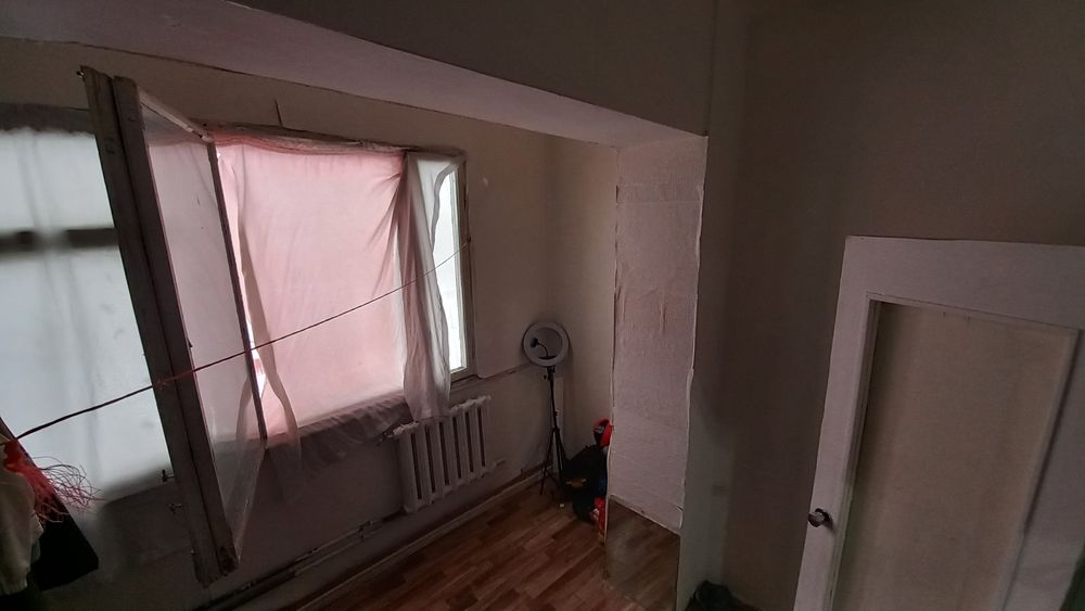 Продаётся своя 1*2/4/4