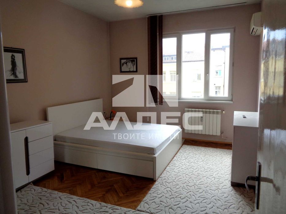 Дава се под наем Двустаен апартамент в София, Център - 95 кв.м за 1196.97 € - Снимка #7