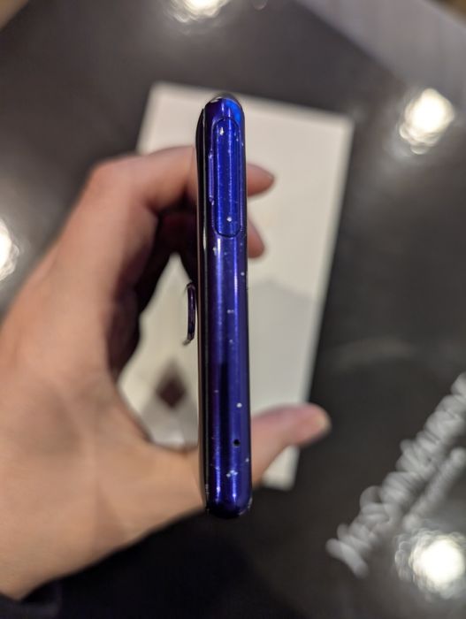 Телефон Sony Xperia 1