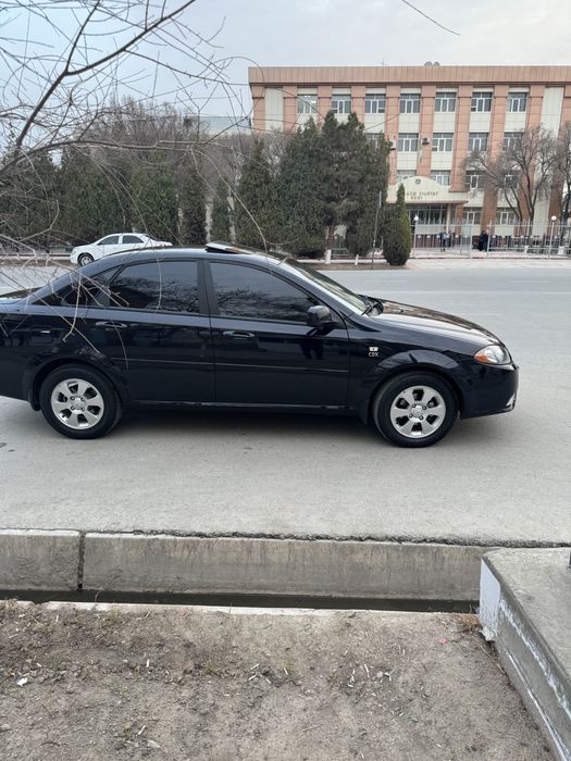 Gentra 2023 yil darkmoon svetda