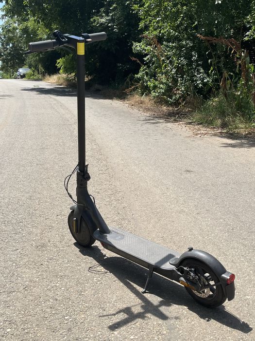 Trotinetă Xiaomi mi essential