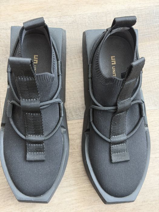 Кроссовки United Nude