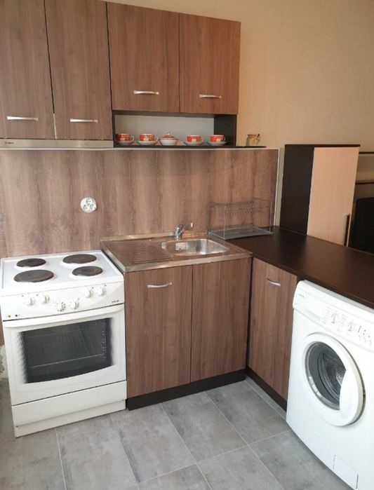 Люлин 7 двустаен 420€