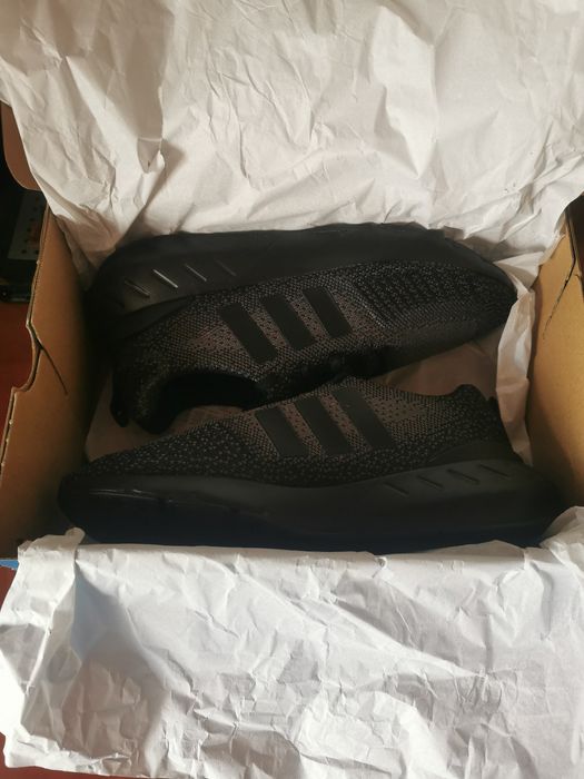 Adidași Adidas Originali