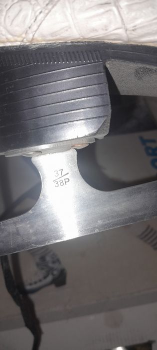 Коньки 37,38 размер