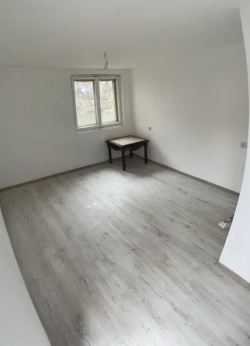 Офис за продажба в Центъра