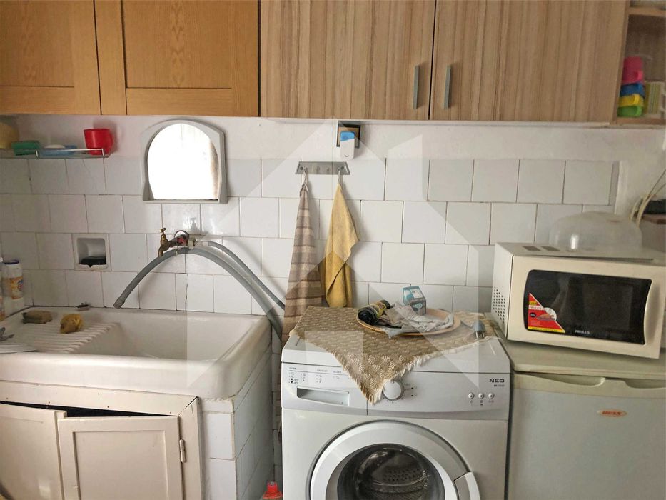 Продава се Къща в Нови пазар - 100 кв.м за 332 €/кв.м - Снимка #3