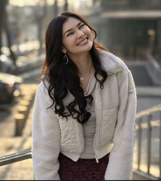 Evenimente//Poze//Fotografii//Servicii//Fotograf