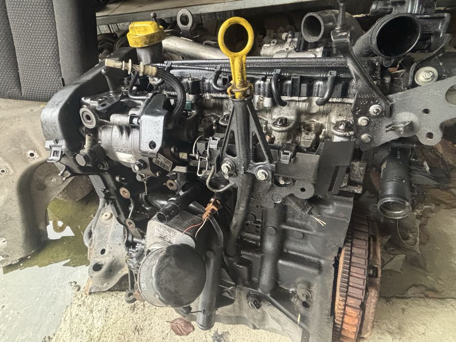 Motor Renault Clio 3  1.5 dci 55 kw 74cp an 2011
