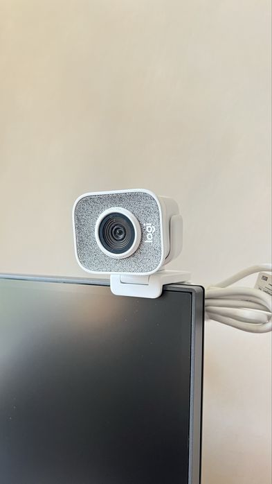 Logitech StreamCam лучшая камера для стрима