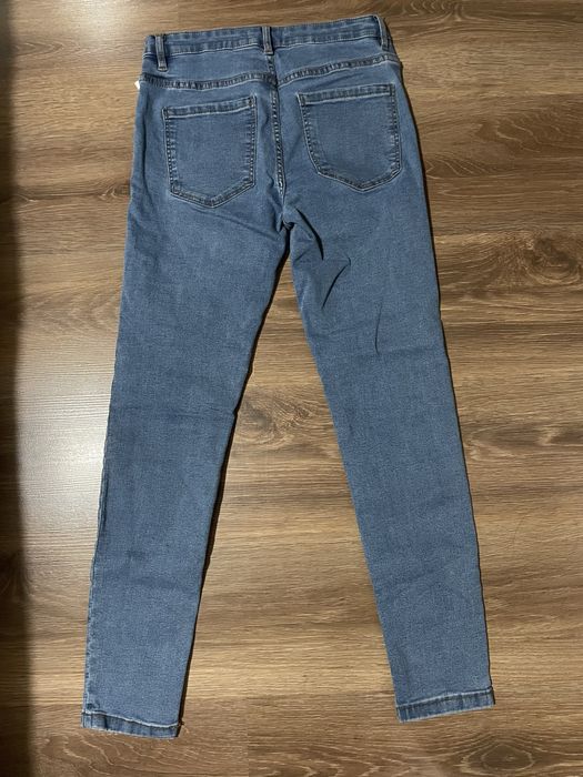 Нови Дамски дънки и панталони Zara, Bershka, H&M и др