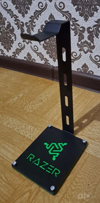 Продам кастомную подставку для игровых наушников
