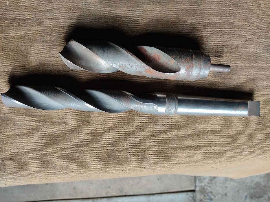 Продам  свёрла конусные.