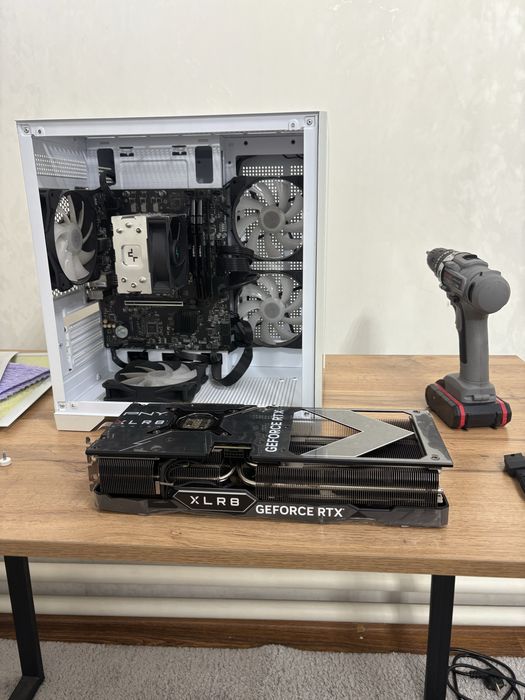 Продается видеокарта 3060 Ti  почти новый .