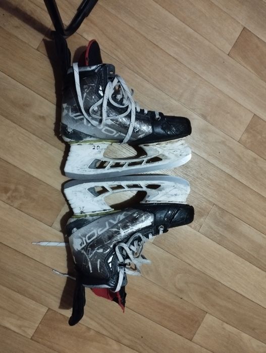 Форма  краги 14р, коньки 42,