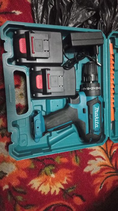 Аккумуляторный шруповерт