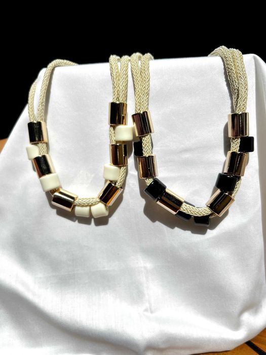 Нови бижута, тотална ликвидация, колие, гривна, пръстен, брошка, обеци