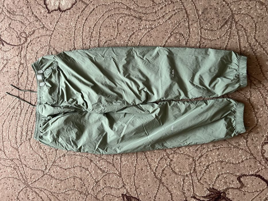 Одежда продается срочно