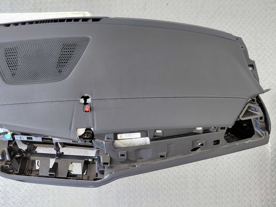 Ново Арматурно Табло BMW G05 LCI G07 LCI Facelift без Head Up