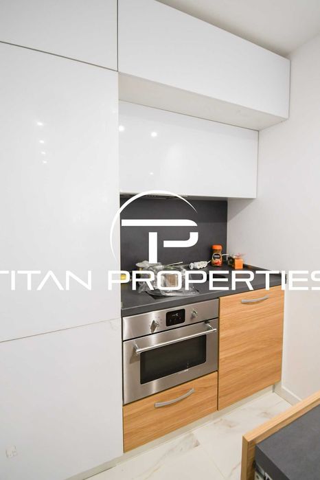 Дава се под наем Тристаен апартамент в София, Оборище - 115 кв.м за 816 € - Снимка #3