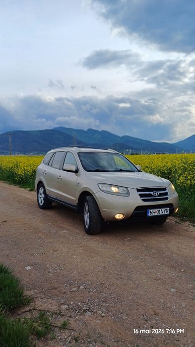 Vând Hyundai Santafe